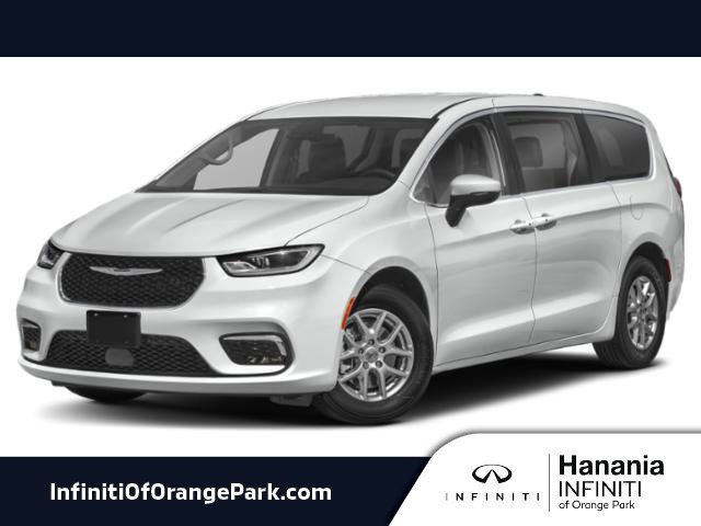 Used 2023 Chrysler Pacifica Touring-L FWD image 1
