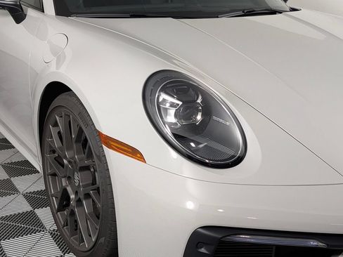 Certified 2023 Porsche 911 Carrera RWD image 15