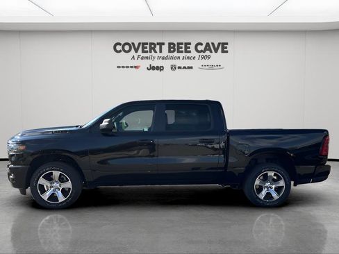 New 2026 RAM 1500 Express image 5