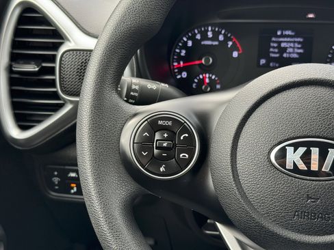 Used 2022 Kia Soul LX w/ Technology Package image 23