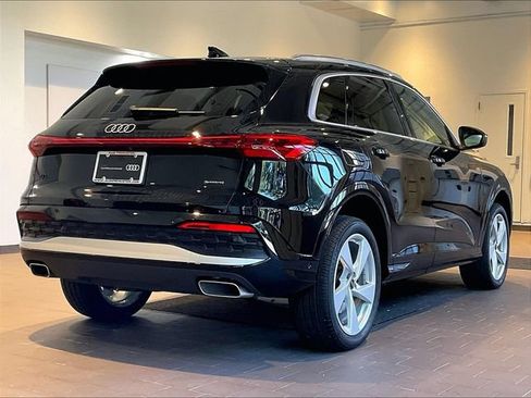 Used 2025 Audi Q5 Premium Plus w/ Premium Plus AWD/4WD image 8