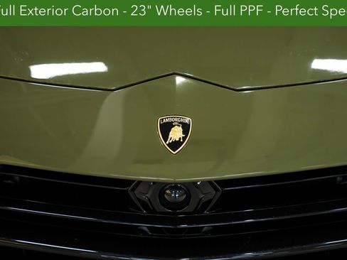 Used 2023 Lamborghini Urus Performante AWD/4WD image 36