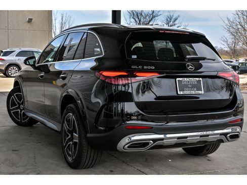New 2026 Mercedes-Benz GLC 300 4MATIC image 4
