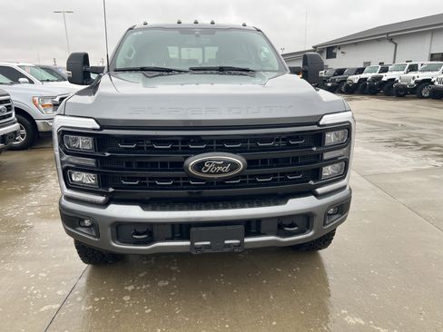 Used 2024 Ford F250 Lariat w/ Tremor Off-Road Package image 12