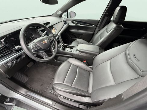 Used 2025 Cadillac XT5 Premium Luxury AWD/4WD image 10
