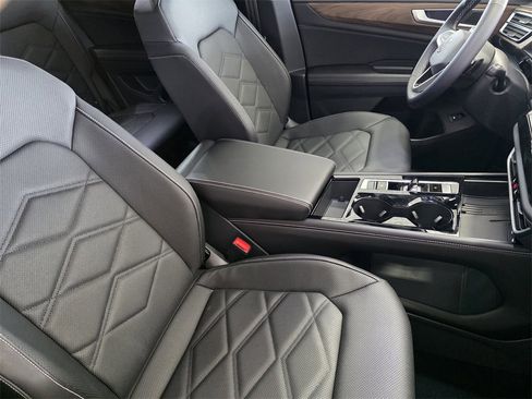 New 2026 Volkswagen Atlas SE image 10