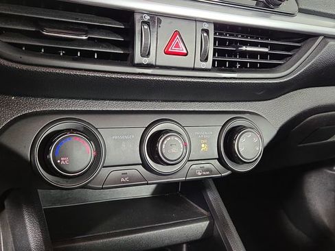 Certified 2023 Kia Forte LXS image 18