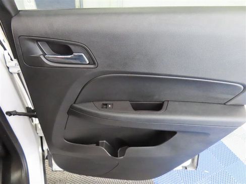 Used 2017 GMC Terrain SLE w/ Nightfall Package image 28