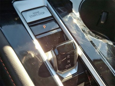 New 2026 Volkswagen Atlas Peak Edition image 8