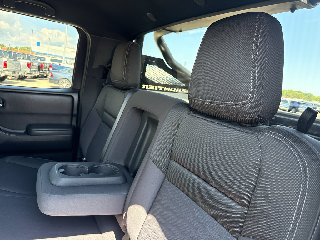 Certified 2023 Nissan Frontier SV w/ Midnight Edition Package AWD/4WD image 34
