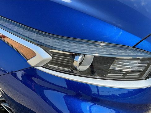 Used 2023 Kia Forte LXS image 26