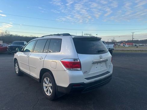 Used 2013 Toyota Highlander Plus image 16