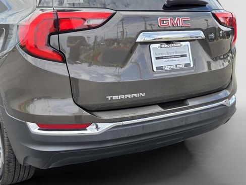 Used 2020 GMC Terrain SLT FWD image 4