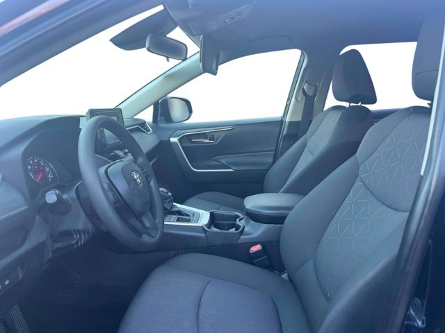 Used 2021 Toyota RAV4 XLE AWD/4WD image 20