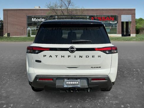 New 2026 Nissan Pathfinder Platinum AWD/4WD image 3