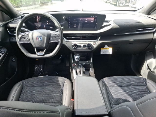 Used 2025 Buick Envista Preferred w/ Convenience I Package FWD image 7