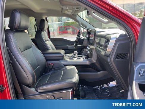 Certified 2021 Ford F150 Lariat w/ Equipment Group 502A High image 23