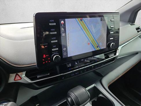 Used 2023 Toyota Sienna XSE image 13