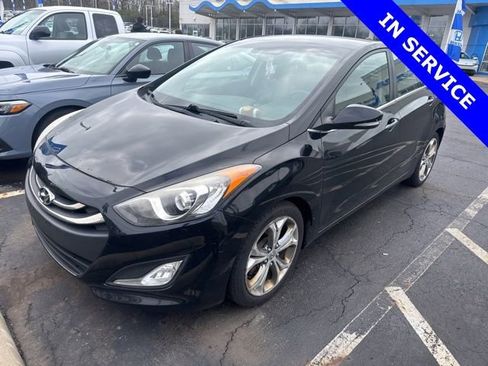 Used 2013 Hyundai Elantra GT w/ Style Pkg image 3