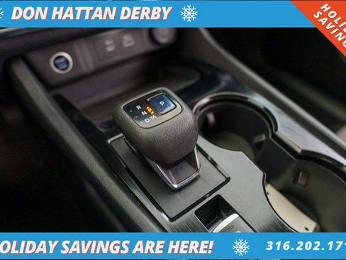 Used 2022 Nissan Rogue SV image 13