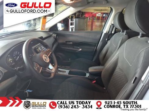 Used 2021 Nissan Kicks SV w/ Exterior Package FWD image 3