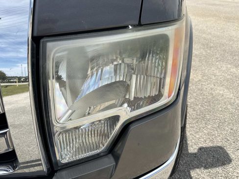 Used 2013 Ford F150 Lariat w/ Mid Equipment Group image 10