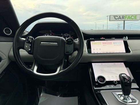 Used 2020 Land Rover Range Rover Evoque SE image 30