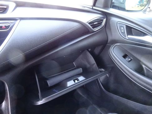 Used 2020 Buick Encore GX Preferred w/ Sport Touring Package image 32