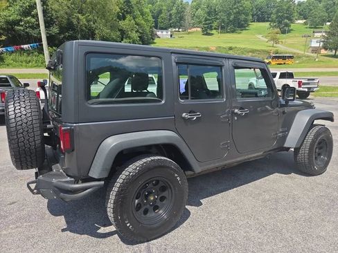 Used 2016 Jeep Wrangler Unlimited Sport AWD/4WD image 5