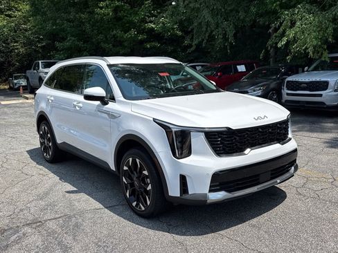Certified 2025 Kia Sorento EX AWD/4WD image 5