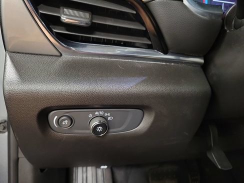 Used 2021 Chevrolet Traverse LS w/ LPO, Cargo Package FWD image 25