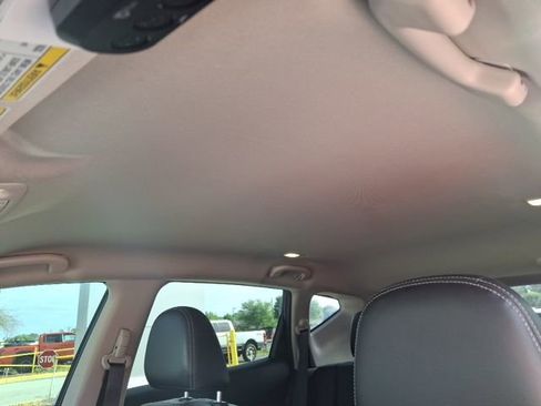 Used 2022 Nissan Murano SV w/ SV Midnight Edition Package image 9