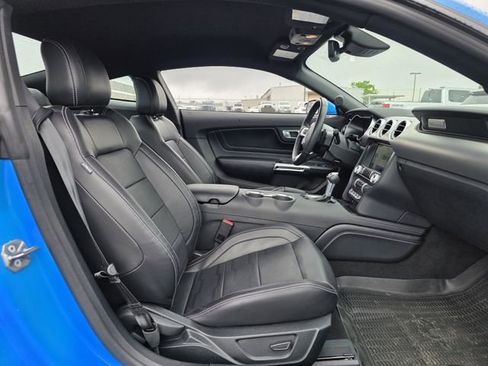 Used 2022 Ford Mustang GT Premium w/ Equipment Group 401A RWD image 26