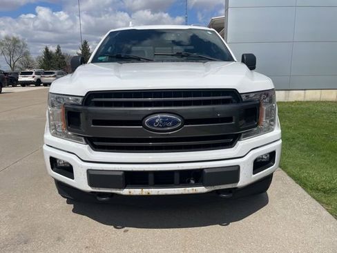 Used 2018 Ford F150 XLT w/ Equipment Group 302A Luxury AWD/4WD image 5