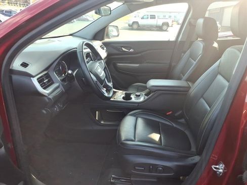 Used 2023 GMC Acadia SLT image 4