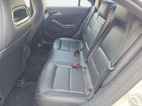 Used 2018 Mercedes-Benz CLA 250 image 13