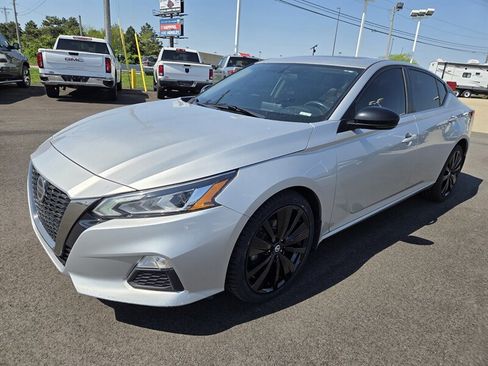 Used 2019 Nissan Altima 2.5 SR w/ SR Premium Package AWD/4WD image 7