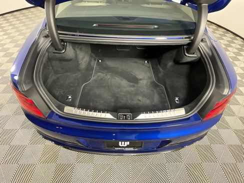 Used 2023 Bentley Flying Spur S V8 image 27