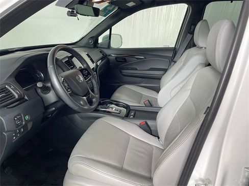 Certified 2023 Honda Passport Elite image 2