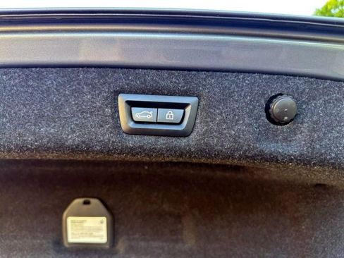 Used 2019 BMW M550i xDrive image 28