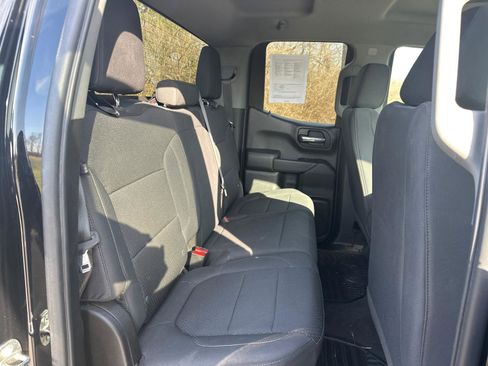 Used 2022 Chevrolet Silverado 1500 Custom AWD/4WD image 18