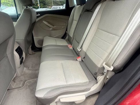 Used 2016 Ford Escape SE w/ Equipment Group 201A AWD/4WD image 18