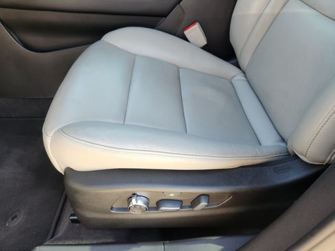 Certified 2023 Cadillac XT4 Premium Luxury w/ Technology Package FWD image 21