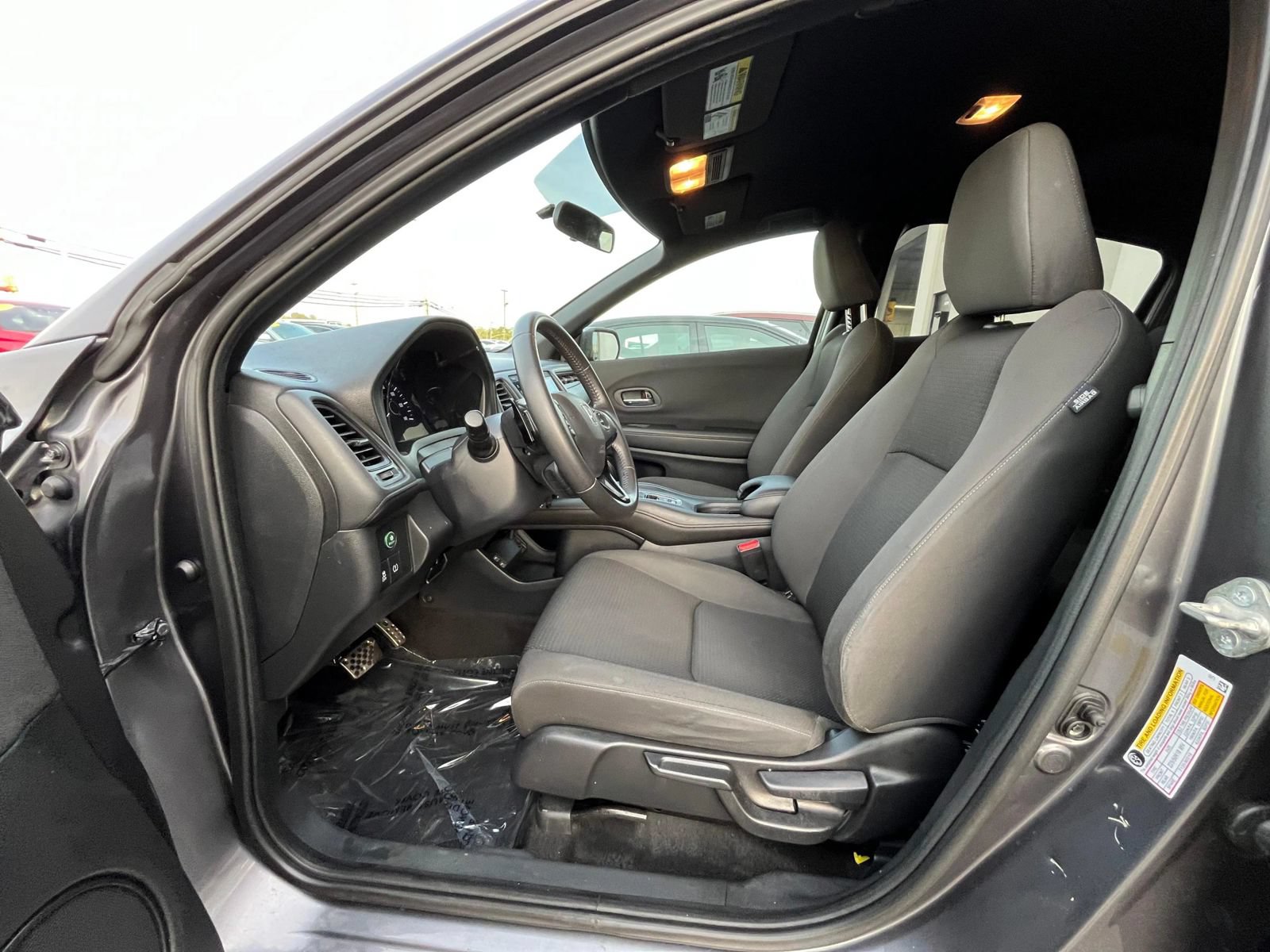 Used 2021 Honda HR-V Sport image 29