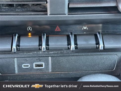 Used 2023 Chevrolet Colorado W/T image 22