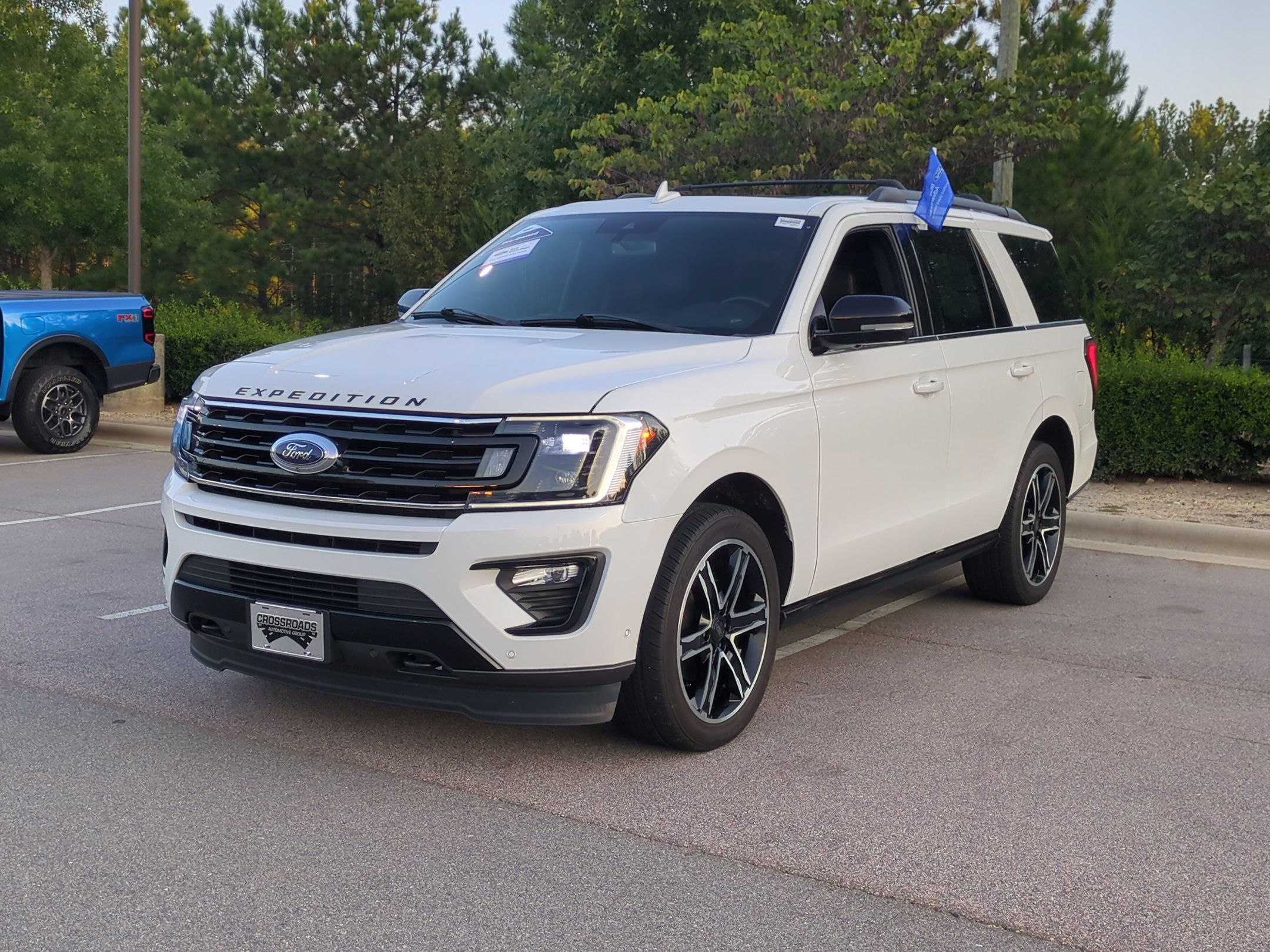 Used 2021 Ford Expedition Limited AWD/4WD image 8