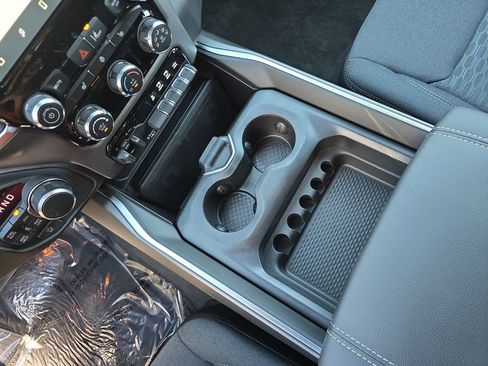 New 2026 RAM 1500 Big Horn AWD/4WD image 25