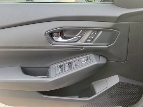 Used 2023 Honda Accord EX-L image 26