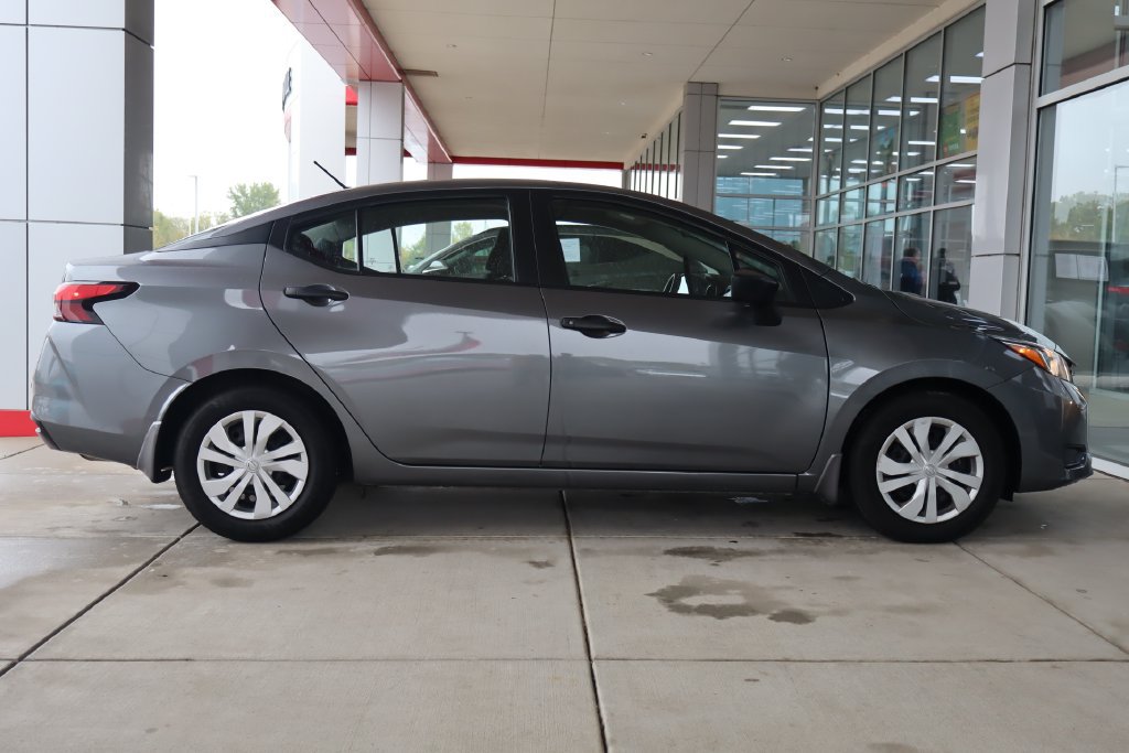 Used 2024 Nissan Versa S w/ Trunk Package FWD image 9