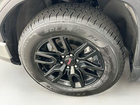 Used 2024 GMC Sierra 1500 Elevation AWD/4WD image 11